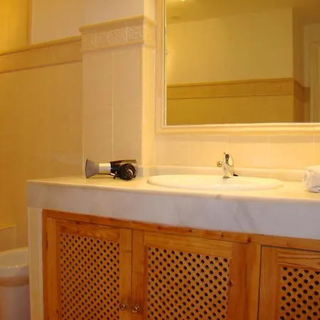 Penthouse Bermuda Beach 5a
