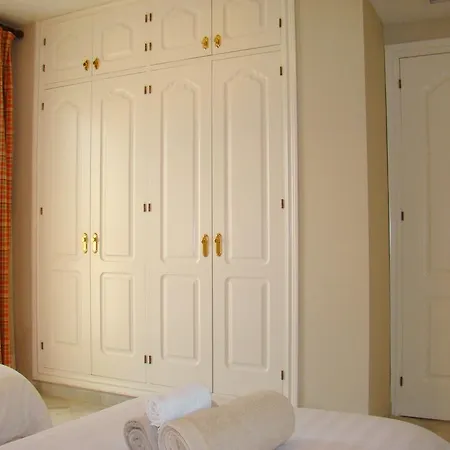 Apartment Penthouse Bermuda Beach 5a